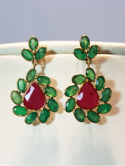 gold earrings